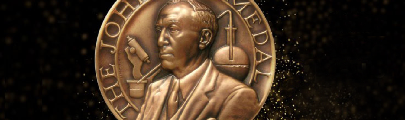 El acetil dipéptido recibe la medalla Johnson Medal en los premios Johnson Medal 2021